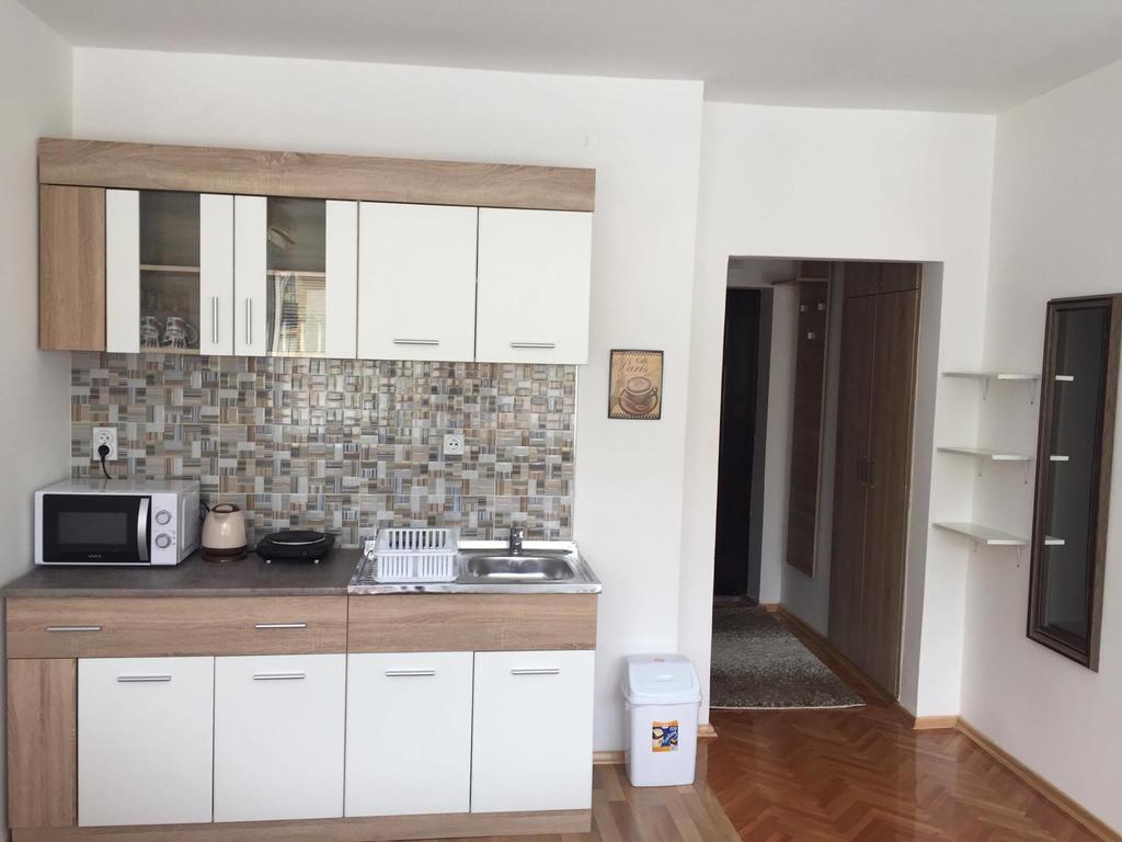 Central Square Apartment 斯科普里 外观 照片